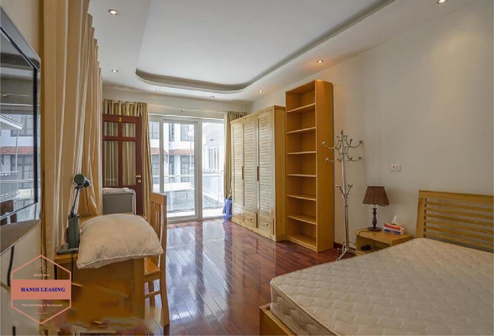 A lovely, spacious 5 story house for rent on To Ngoc Van, Tay Ho
