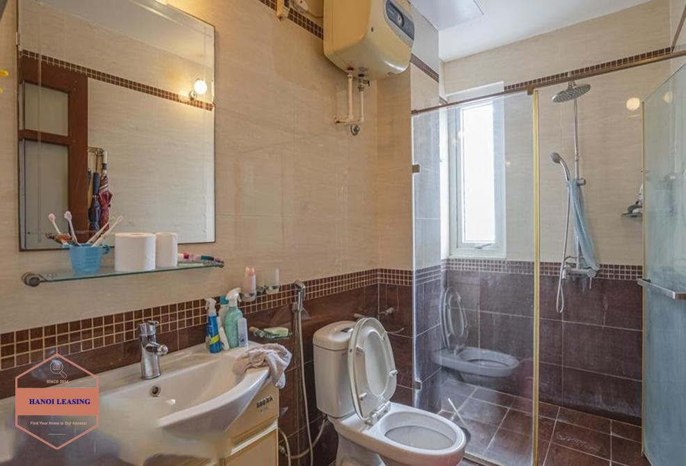 A lovely, spacious 5 story house for rent on To Ngoc Van, Tay Ho