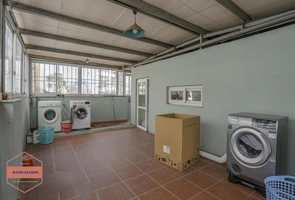 A lovely, spacious 5 story house for rent on To Ngoc Van, Tay Ho