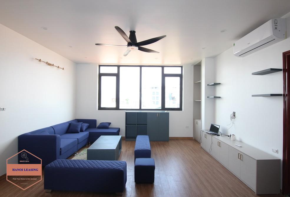 Top floor apartment with 3 bedrooms for rent in Tay Ho, Ha Noi
