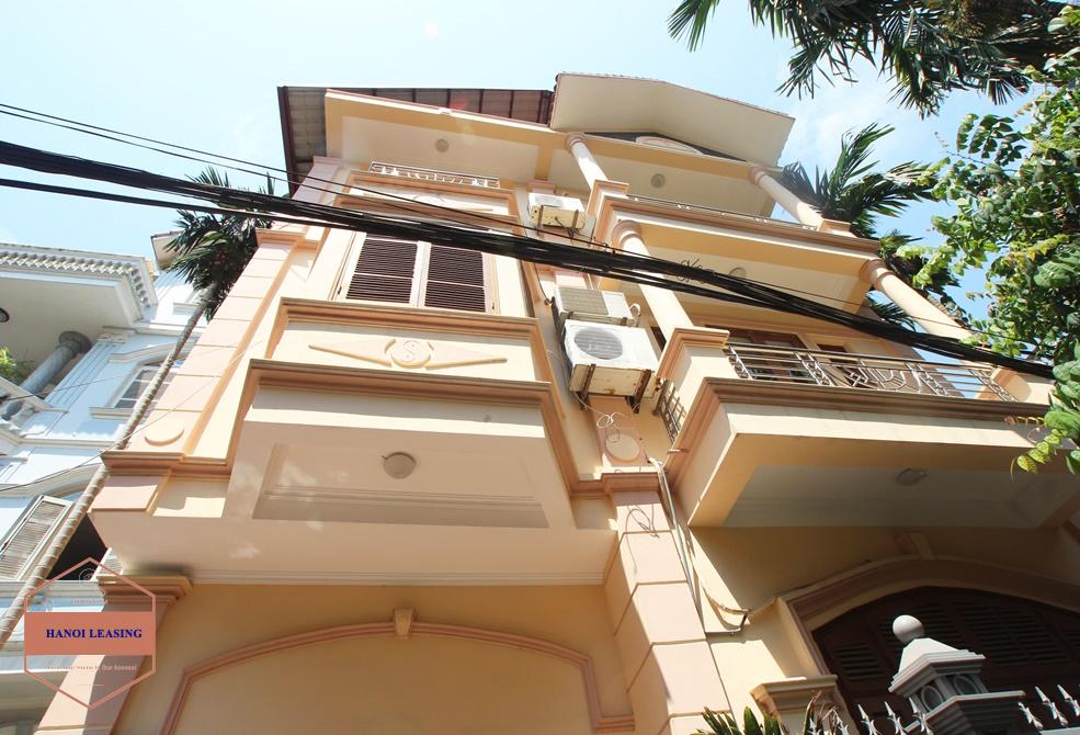 Yellow house for rent in To ngoc van, Tay Ho, Ha Noi