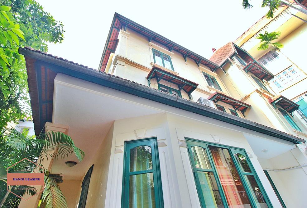 Swimming pool and garden  villa with 5 bedrooms in To Ngoc Van, Tay Ho