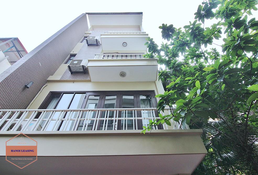 A good house for rent in Tay Ho, Ha Noi