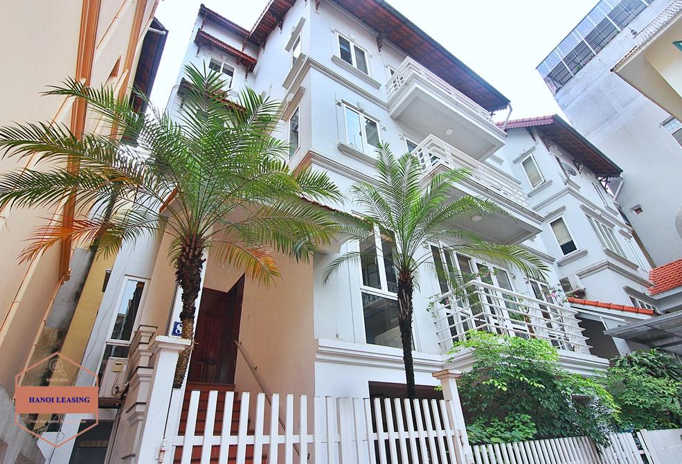 A woderful private house having swimming pool for rent in Tay Ho district