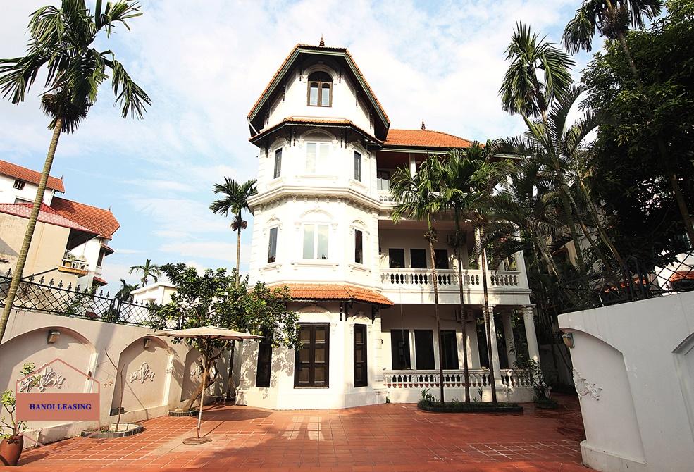 Spacious 6 bedrooms house with swimming pool for rent in To Ngoc Van- Tay Ho