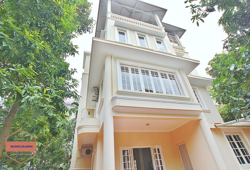 Beautiful house with large garden for rent in To Ngoc Van, Tay Ho- Unfurnished