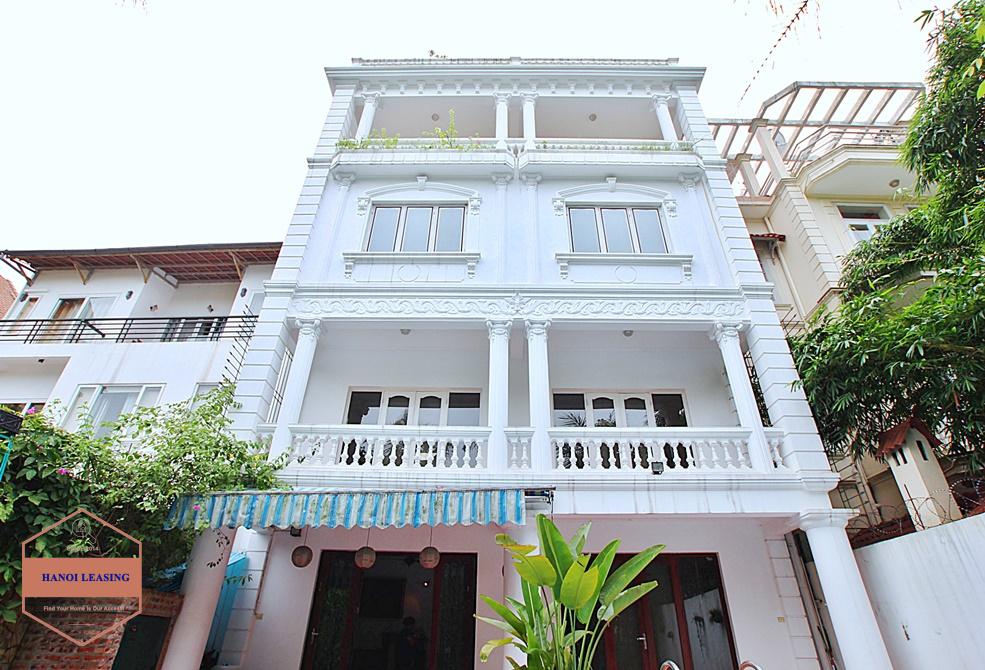Elegant 4 bedrooms house with swimming pool for rent in To Ngoc Van