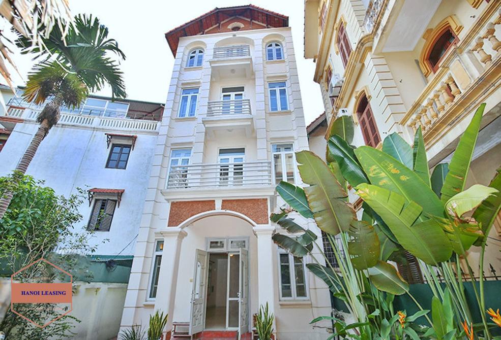 A beautiful house in To Ngoc Van for rent