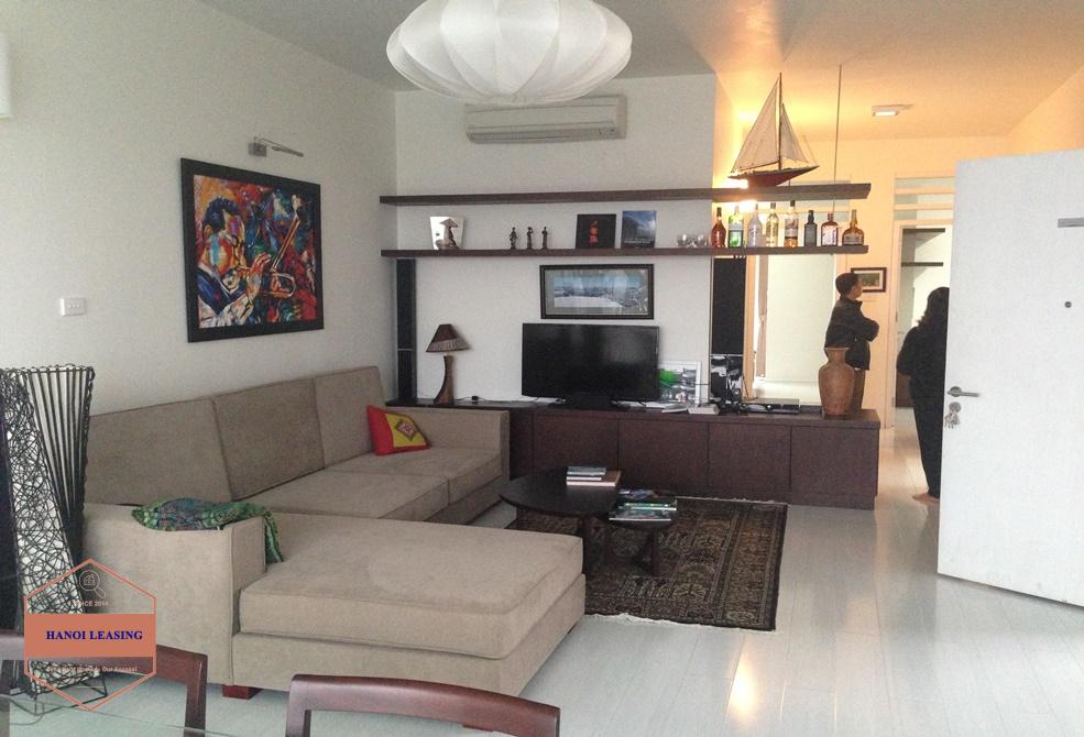 Beautiful and high quality apartment with two bedrooms for rent in Tay Ho, Hanoi Beautiful and high quality apartment with two bedrooms for rent in Tay Ho, Hanoi