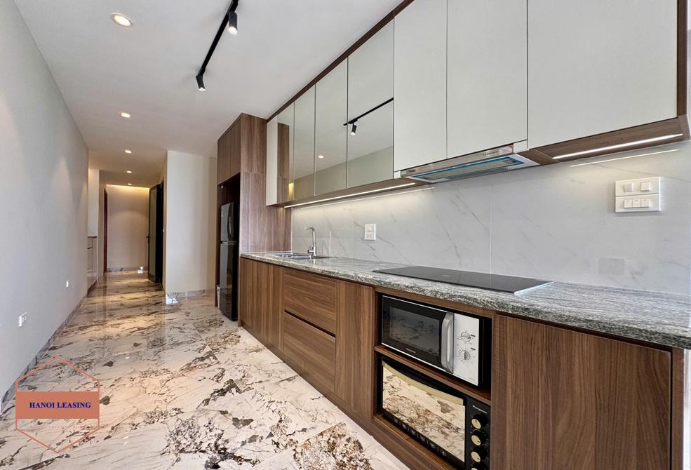 Lake view apartment with 3 bedrooms for rent in Vu Mien, Tay Ho Lake view apartment with 3 bedrooms for rent in Vu Mien, Tay Ho