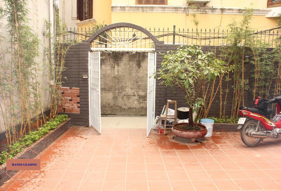 Small house with one bedroom for rent in To Ngoc Van st, Tay Ho, Hanoi