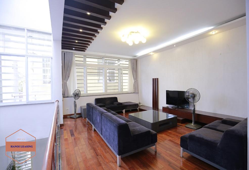 A pretty four bedrooms house for rent in Dang Thai Mai area, Tay Ho