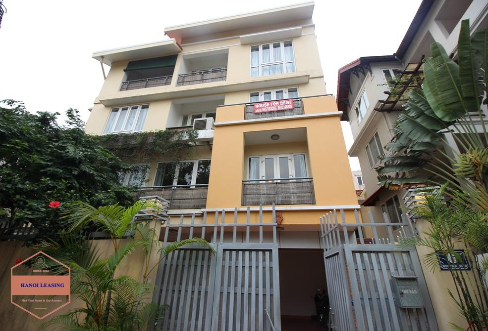 Gorgeous house with front yard and top rerrace and lake view for rent in Tay Ho, Hanoi