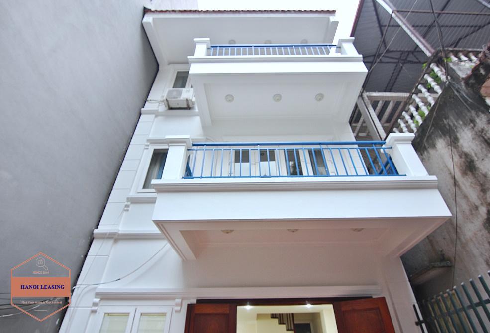 Brand new house for rent with fully furnished and equipped in Tay Ho area, Hanoi