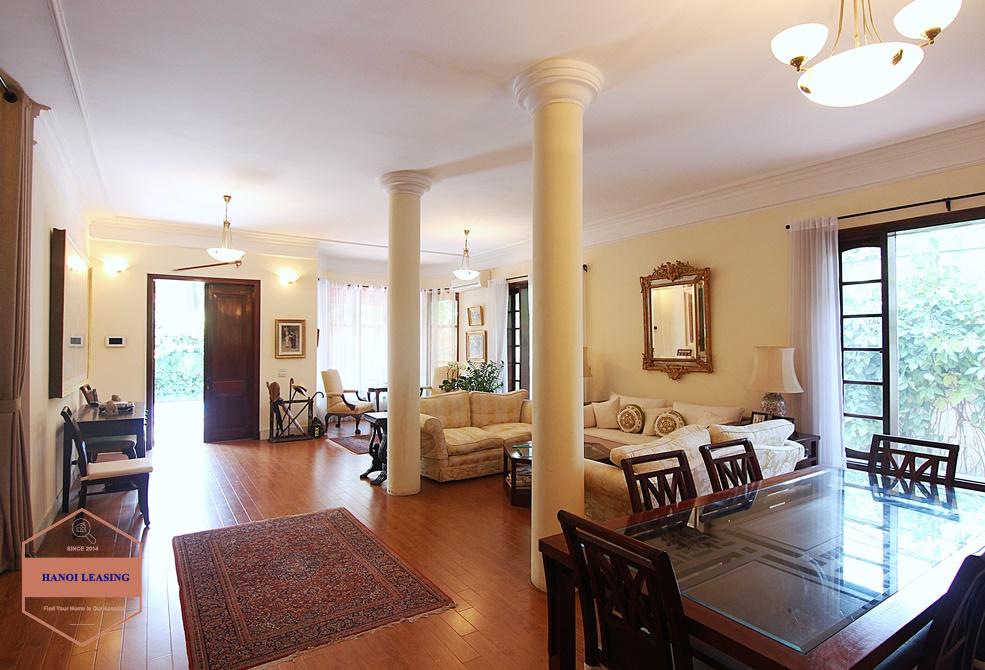 Nice house with swimming pool for rent in Dang Thai Mai, Tay Ho, Hanoi Nice house with swimming pool for rent in Dang Thai Mai, Tay Ho, Hanoi