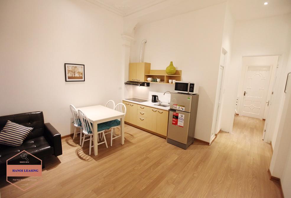 Good quality apartment for rent in Dang Thai Mai st, Tay Ho district