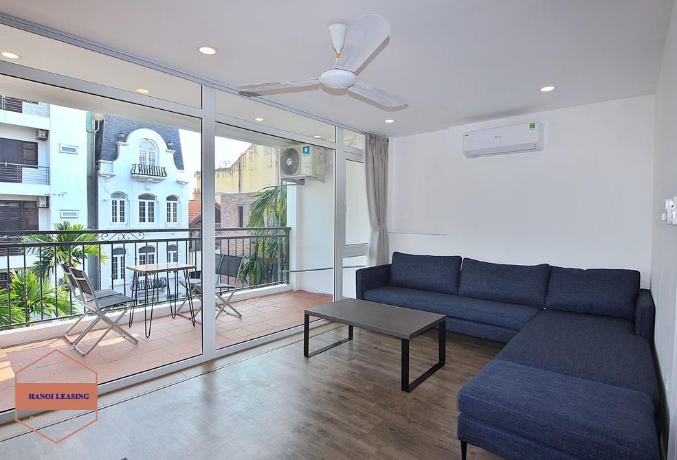 Apartment with balcony for rent in alley 12-2-5 Dang Thai Mai, Tay Ho Apartment with balcony for rent in alley 12-2-5 Dang Thai Mai, Tay Ho