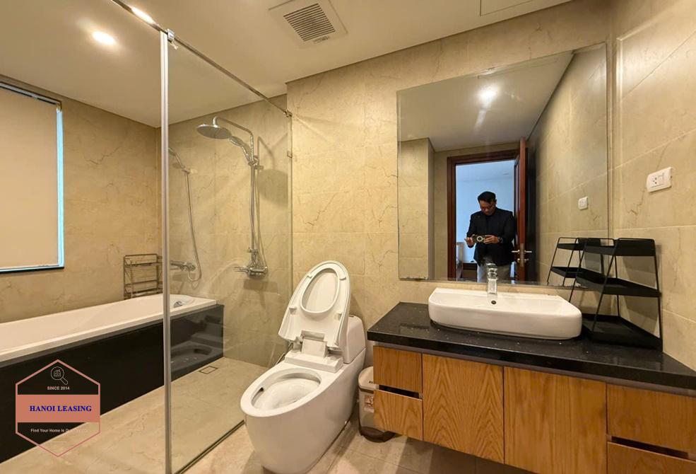 Modern apartment with swimming pool for rent in Dang Thai Mai st, Tay Ho Modern apartment with swimming pool for rent in Dang Thai Mai st, Tay Ho