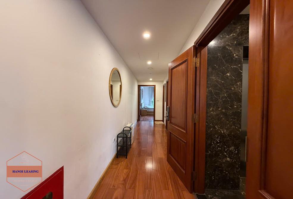 Modern apartment with swimming pool for rent in Dang Thai Mai st, Tay Ho Modern apartment with swimming pool for rent in Dang Thai Mai st, Tay Ho