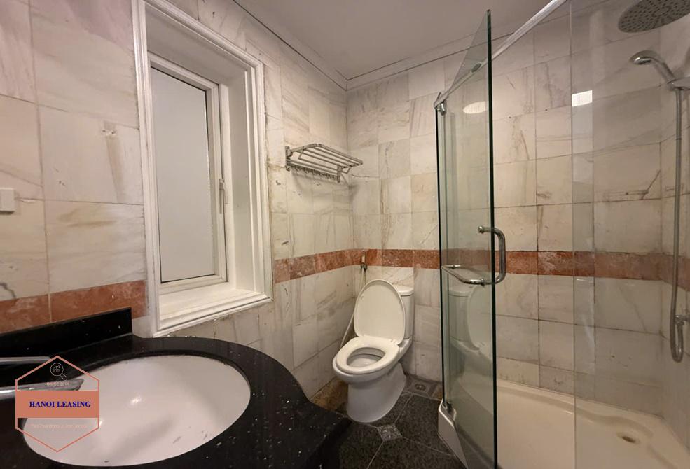 Lake view 2 bedrooms apartment for rent in Quang An st, Tay Ho Lake view 2 bedrooms apartment for rent in Quang An st, Tay Ho