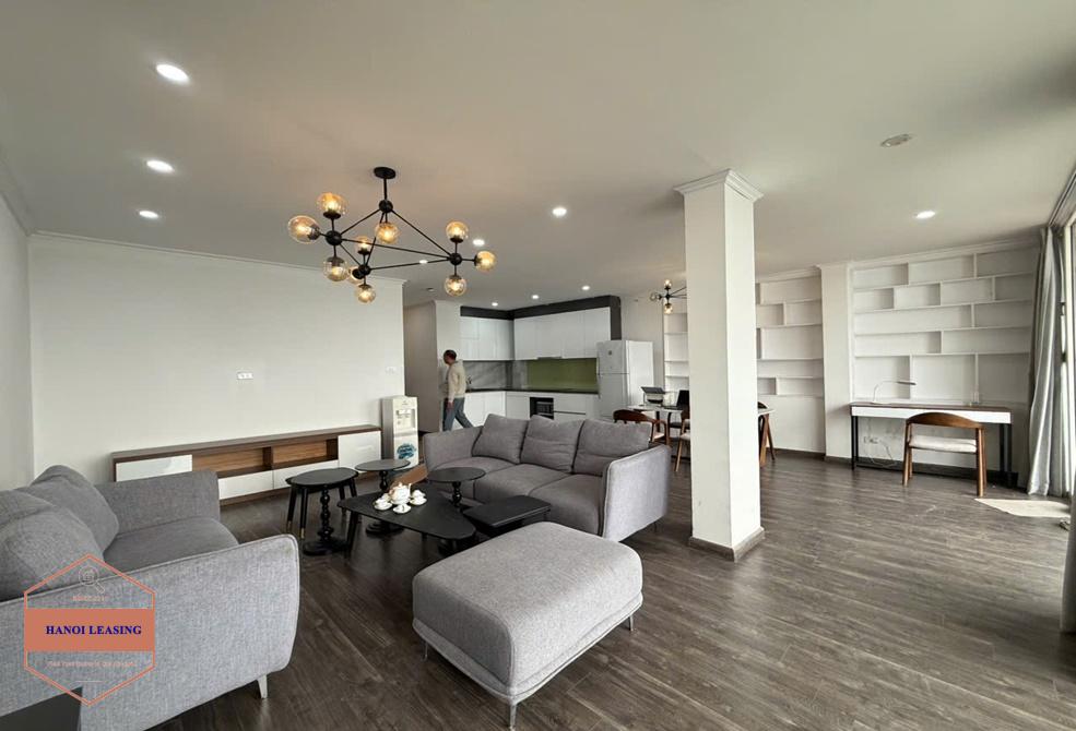 Lake view 2 bedrooms apartment for rent in Quang An st, Tay Ho