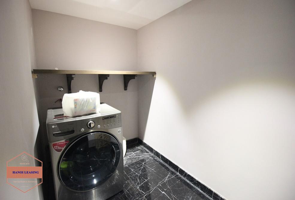 3 Bedrooms apartment for rent in Tran Hung Dao st, Hai Ba Trung district 3 Bedrooms apartment for rent in Tran Hung Dao st, Hai Ba Trung district