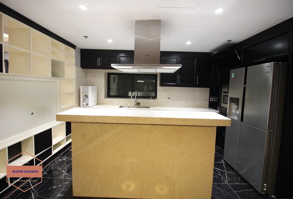 3 Bedrooms apartment for rent in Tran Hung Dao st, Hai Ba Trung district 3 Bedrooms apartment for rent in Tran Hung Dao st, Hai Ba Trung district