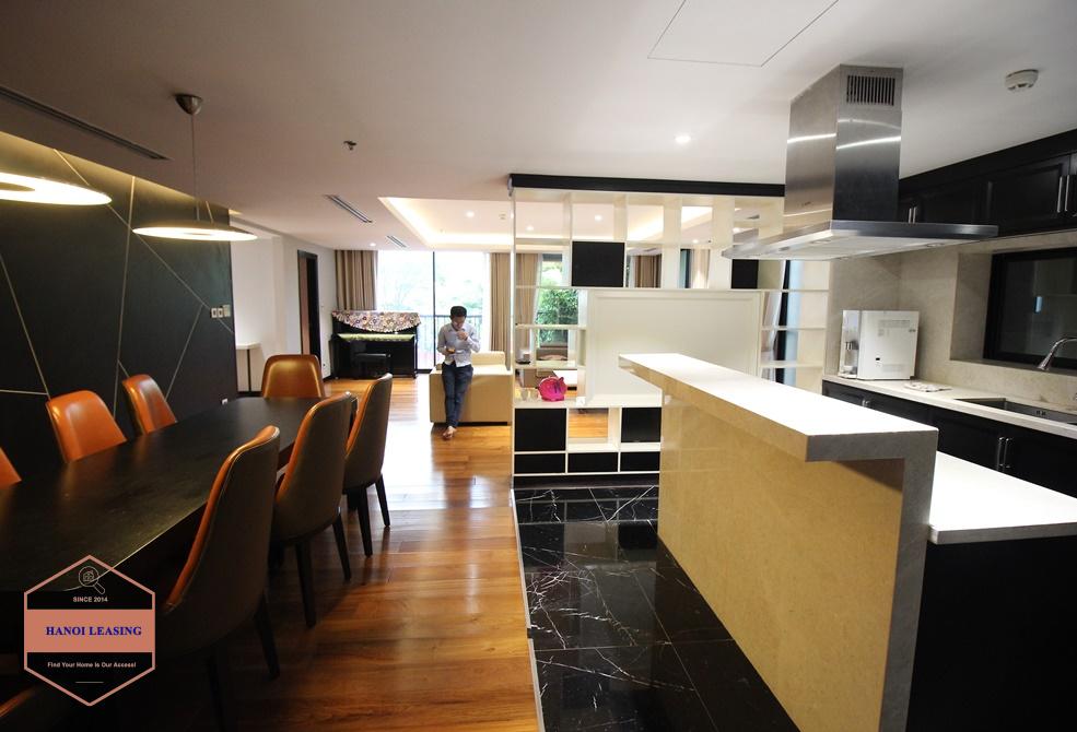 3 Bedrooms apartment for rent in Tran Hung Dao st, Hai Ba Trung district 3 Bedrooms apartment for rent in Tran Hung Dao st, Hai Ba Trung district