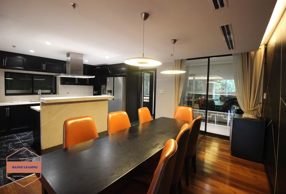 3 Bedrooms apartment for rent in Tran Hung Dao st, Hai Ba Trung district 3 Bedrooms apartment for rent in Tran Hung Dao st, Hai Ba Trung district