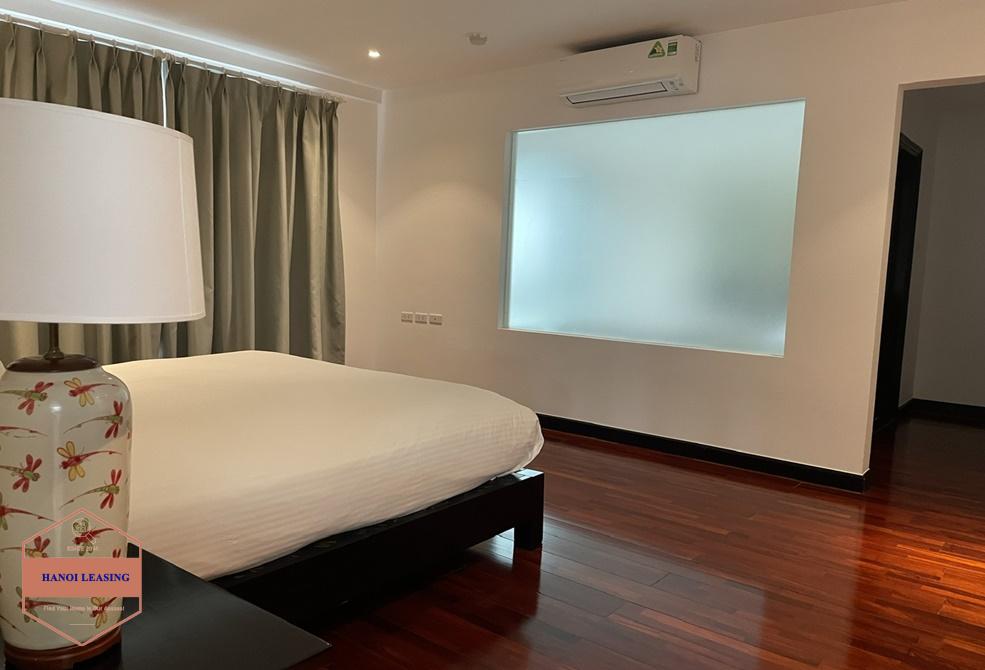 High floor apartment on the 11th floor for rent in Hai Ba Trung District High floor apartment on the 11th floor for rent in Hai Ba Trung District