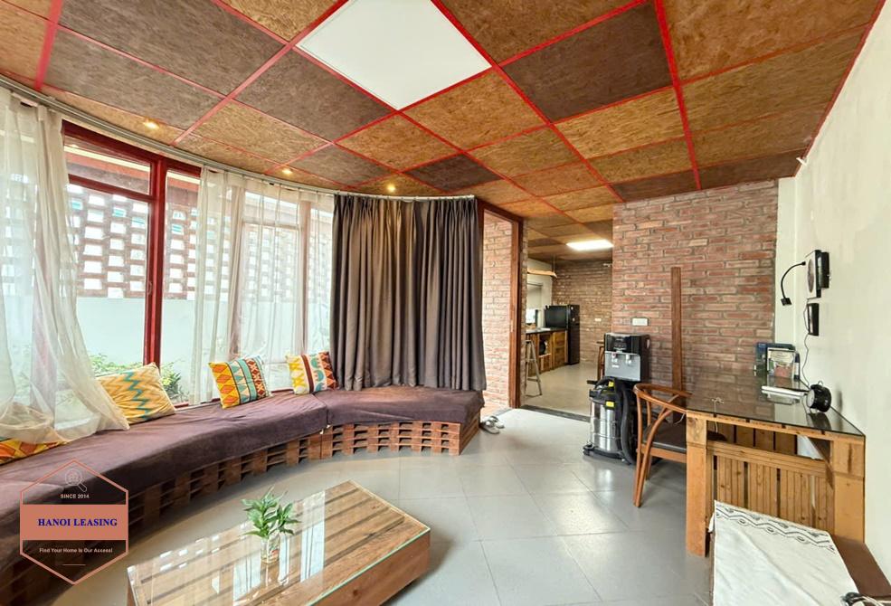 House with one bedroom for rent in Dang Thai mai st, Tay Ho, Ha Noi