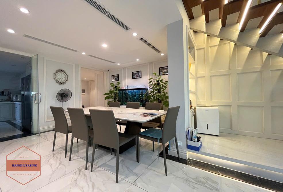 Penthouse apartment for rent in E4 Tower, Ciputra, Ha Noi Penthouse apartment for rent in E4 Tower, Ciputra, Ha Noi