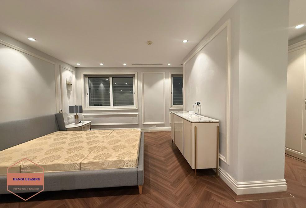 Penthouse apartment for rent in E4 Tower, Ciputra, Ha Noi Penthouse apartment for rent in E4 Tower, Ciputra, Ha Noi