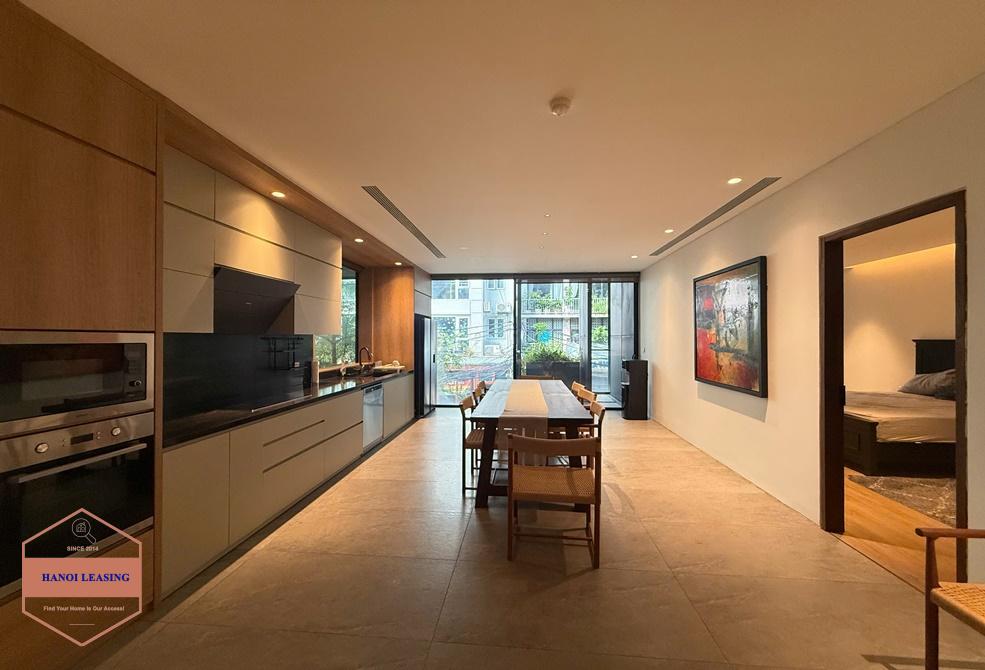 Four bedrooms apartment for rent in To Ngoc Van st, Tay Ho Four bedrooms apartment for rent in To Ngoc Van st, Tay Ho