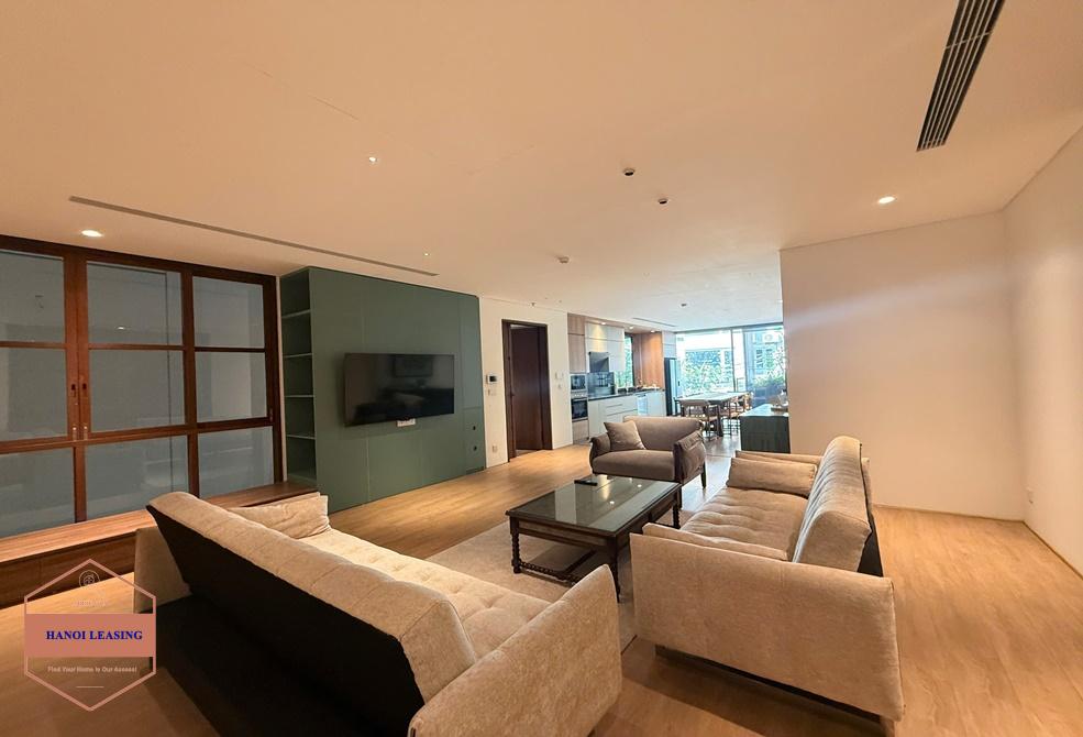 Four bedrooms apartment for rent in To Ngoc Van st, Tay Ho Four bedrooms apartment for rent in To Ngoc Van st, Tay Ho