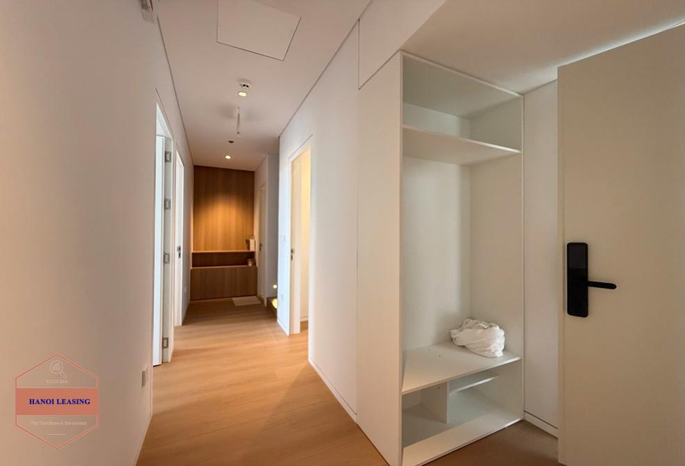 Duplex apartment with lake view for rent in Quang Khanh st, Tay Ho Duplex apartment with lake view for rent in Quang Khanh st, Tay Ho