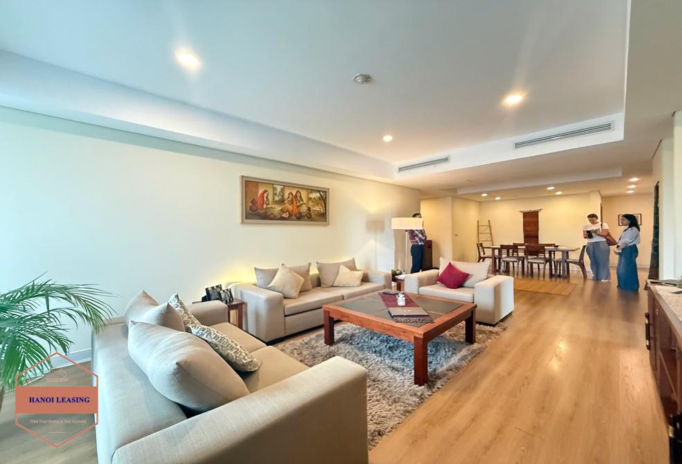 Three bedrooms apartment for rent in Pacific Ly Thuong Kiet st, Hoan Kiem area 