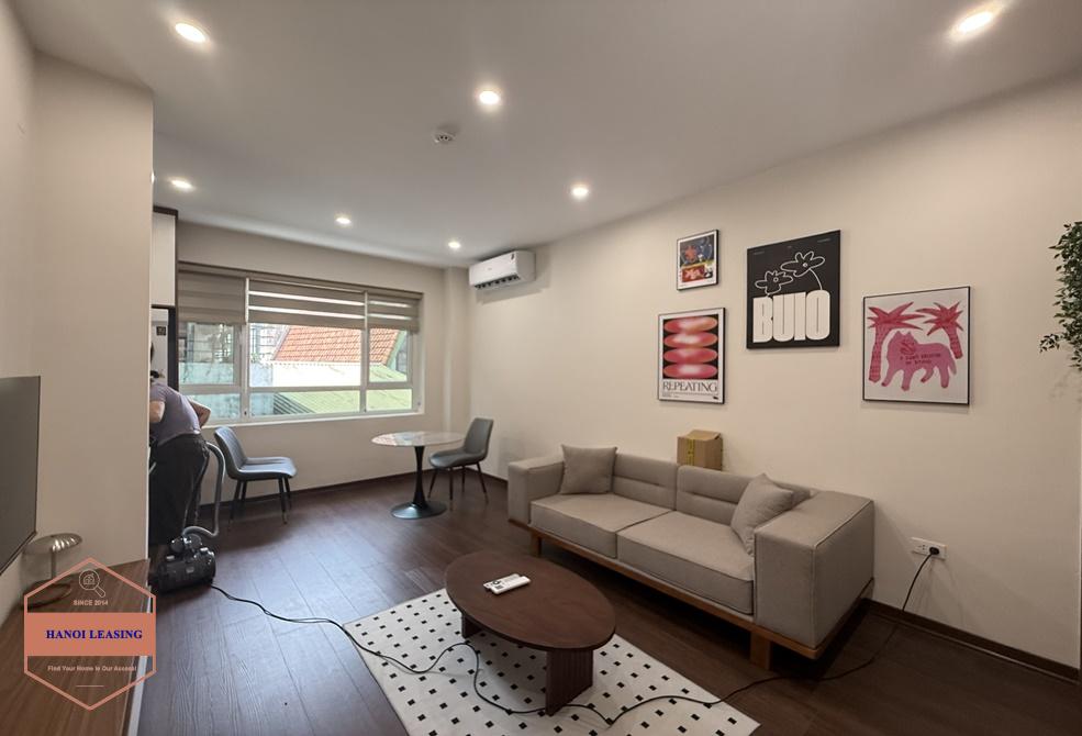 New apartment with one bedroom for rent in alley 111 Xuan dieu st, Tay Ho New apartment with one bedroom for rent in alley 111 Xuan dieu st, Tay Ho