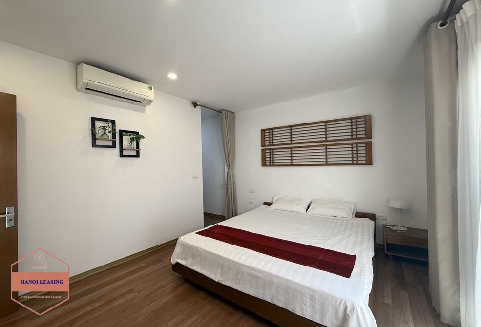 Bright one bedroom for rent in alley 31 Xuan dieu st, Tay Ho Bright one bedroom for rent in alley 31 Xuan dieu st, Tay Ho