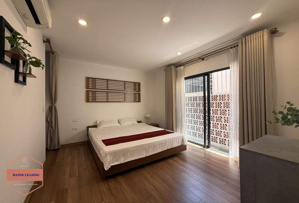 Bright one bedroom for rent in alley 31 Xuan dieu st, Tay Ho Bright one bedroom for rent in alley 31 Xuan dieu st, Tay Ho