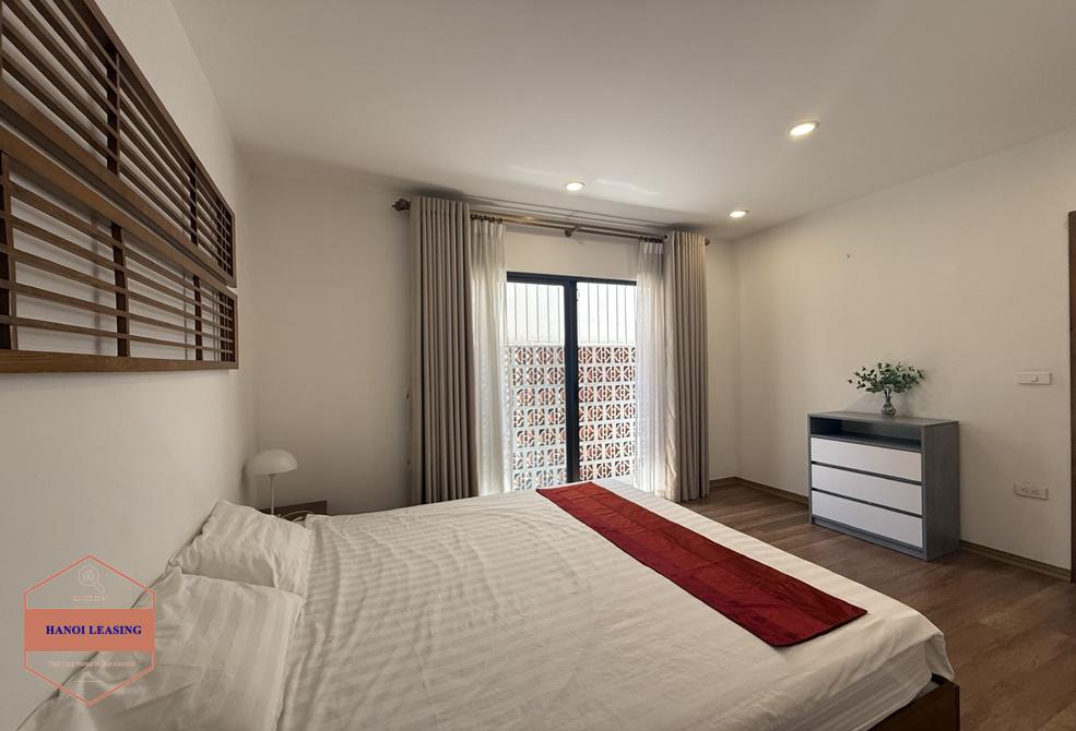 Bright one bedroom for rent in alley 31 Xuan dieu st, Tay Ho Bright one bedroom for rent in alley 31 Xuan dieu st, Tay Ho