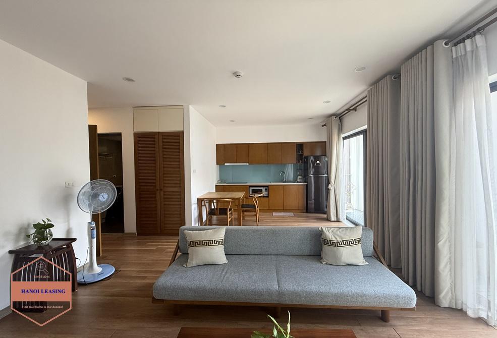 Bright one bedroom for rent in alley 31 Xuan dieu st, Tay Ho Bright one bedroom for rent in alley 31 Xuan dieu st, Tay Ho