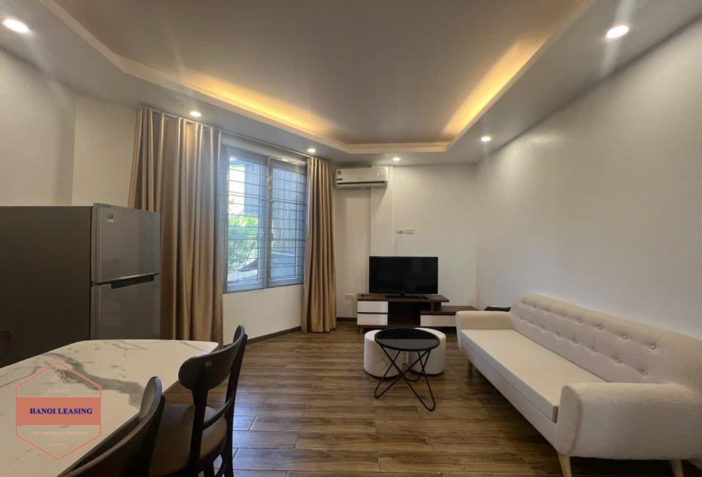 Two bedrooms for rent in Cua Bac st, Truc Bach area 